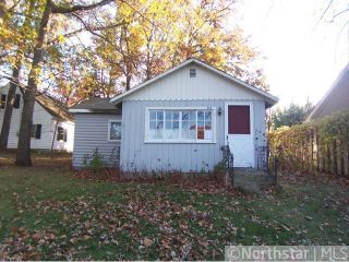 Foreclosed Home - 868 8TH AVE SE, 55025