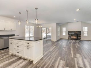 Foreclosed Home - List 100614115