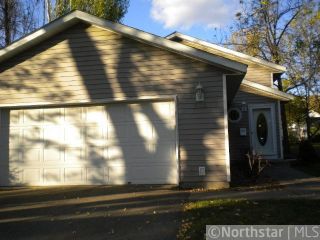 Foreclosed Home - 906 5TH ST W, 55033