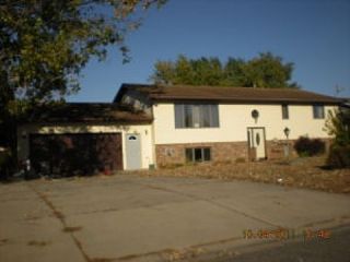 Foreclosed Home - 1020 N 6TH ST, 55041