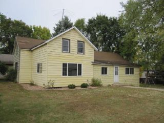 Foreclosed Home - 306 3RD ST NE, 55049