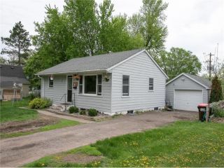 Foreclosed Home - 28 WOOD ST N, 55051