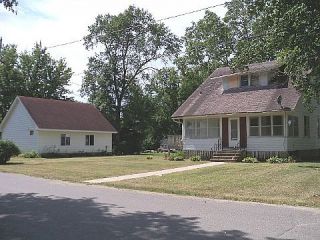 Foreclosed Home - 140 MAPLE ST, 55053