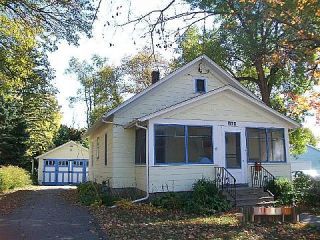Foreclosed Home - 206 SPRING ST N, 55057