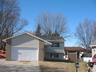 Foreclosed Home - 100 18TH PL NE, 55060