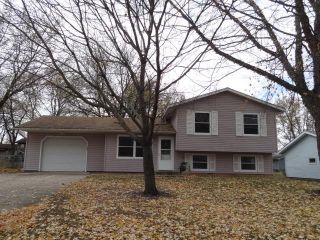 Foreclosed Home - 585 24th St Ne, 55060