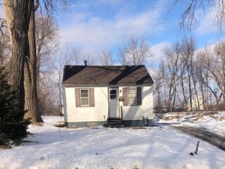 Foreclosed Home - 402 Clearview Pl, 55060