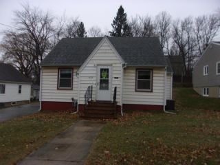 Foreclosed Home - 433 Glendale St, 55060