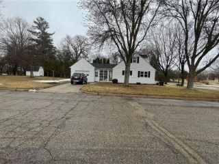 Foreclosed Home - 526 RIDGE RD, 55060