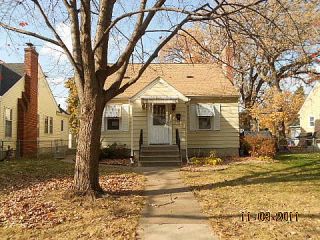 Foreclosed Home - 1603 RACE ST, 55102