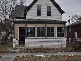 Foreclosed Home - 718 THOMAS AVE, 55104