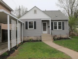 Foreclosed Home - 818 ALDINE ST, 55104