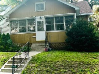 Foreclosed Home - 1847 ENGLEWOOD AVE, 55104