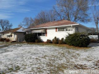 Foreclosed Home - 1701 COTTAGE AVE E, 55106