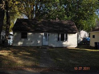 Foreclosed Home - 2471 15TH AVE E, 55109