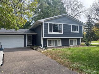 Foreclosed Home - 1310 MCKNIGHT RD S, 55119