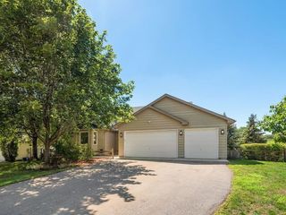 Foreclosed Home - 867 CRESTVIEW DR S, 55119