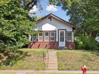 Foreclosed Home - 1837 YORK AVE, 55119