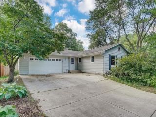 Foreclosed Home - 2400 LAMPLIGHT DR, 55125