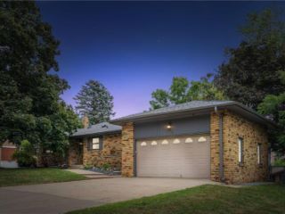 Foreclosed Home - List 100800379