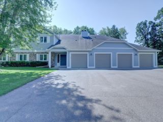Foreclosed Home - List 100944017