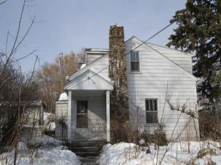 Foreclosed Home - 1425 Westminster St, 55130