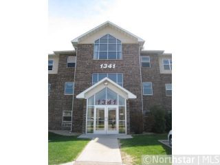 Foreclosed Home - 1341 LAKE DR W APT B106, 55317