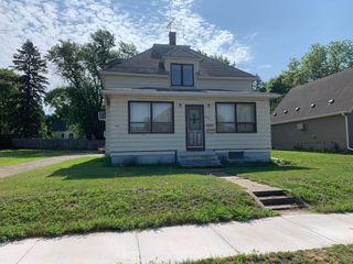Foreclosed Home - 236 2ND ST S, 55328