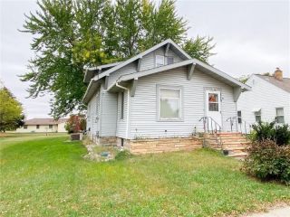 Foreclosed Home - 116 4TH ST S, 55334