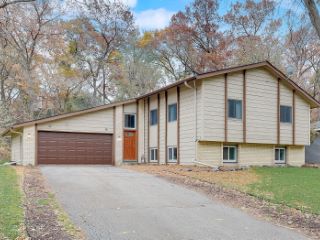 Foreclosed Home - 3307 RED OAK CIR S, 55337