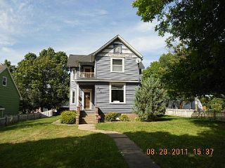 Foreclosed Home - 822 ELM ST W, 55368