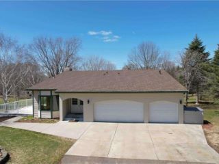 Foreclosed Home - 14890 COUNTRY RD, 55374