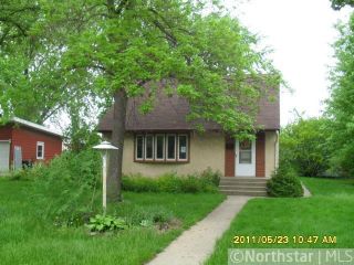 Foreclosed Home - 611 7TH AVE W, 55379