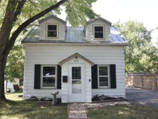 Foreclosed Home - 817 BLUFF AVE E, 55379