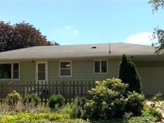 Foreclosed Home - 141 SHERMAN AVE E, 55395