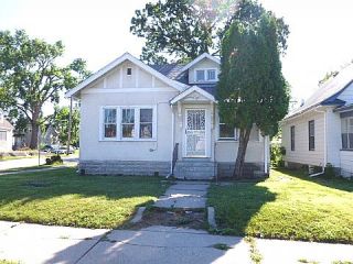 Foreclosed Home - 2030 QUEEN AVE N, 55411