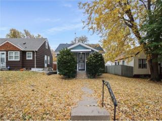 Foreclosed Home - 3428 QUEEN AVE N, 55412