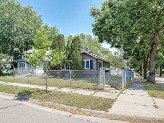 Foreclosed Home - 3300 MORGAN AVE N, 55412