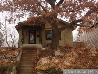 Foreclosed Home - 1827 CLEVELAND ST NE, 55418