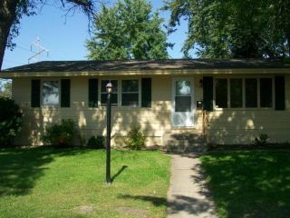 Foreclosed Home - 101 53RD AVE NE, 55421