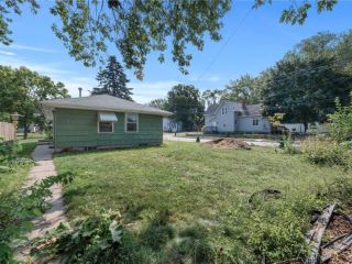 Foreclosed Home - 3401 GRIMES AVE N, 55422