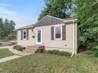 Foreclosed Home - 7544 WASHBURN AVE S, 55423