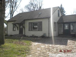 Foreclosed Home - 5605 REGENT AVE N, 55429
