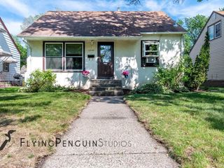 Foreclosed Home - 5242 KNOX AVE N, 55430