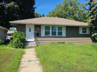 Foreclosed Home - 4927 SHERIDAN AVE N, 55430