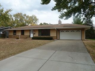 Foreclosed Home - 6933 HILLCREST LN, 55435