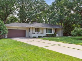 Foreclosed Home - 6113 SAXONY RD, 55436