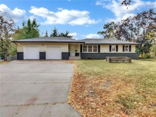 Foreclosed Home - 7533 MAJOR AVE N, 55443
