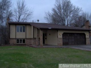 Foreclosed Home - 1809 S MEADOWWOOD CT, 55444