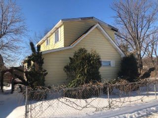 Foreclosed Home - 827 S Lake Ave, 55802